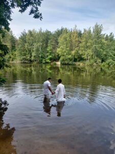 a8964830-24c6-4af0-a85b-bf7b12e626fa